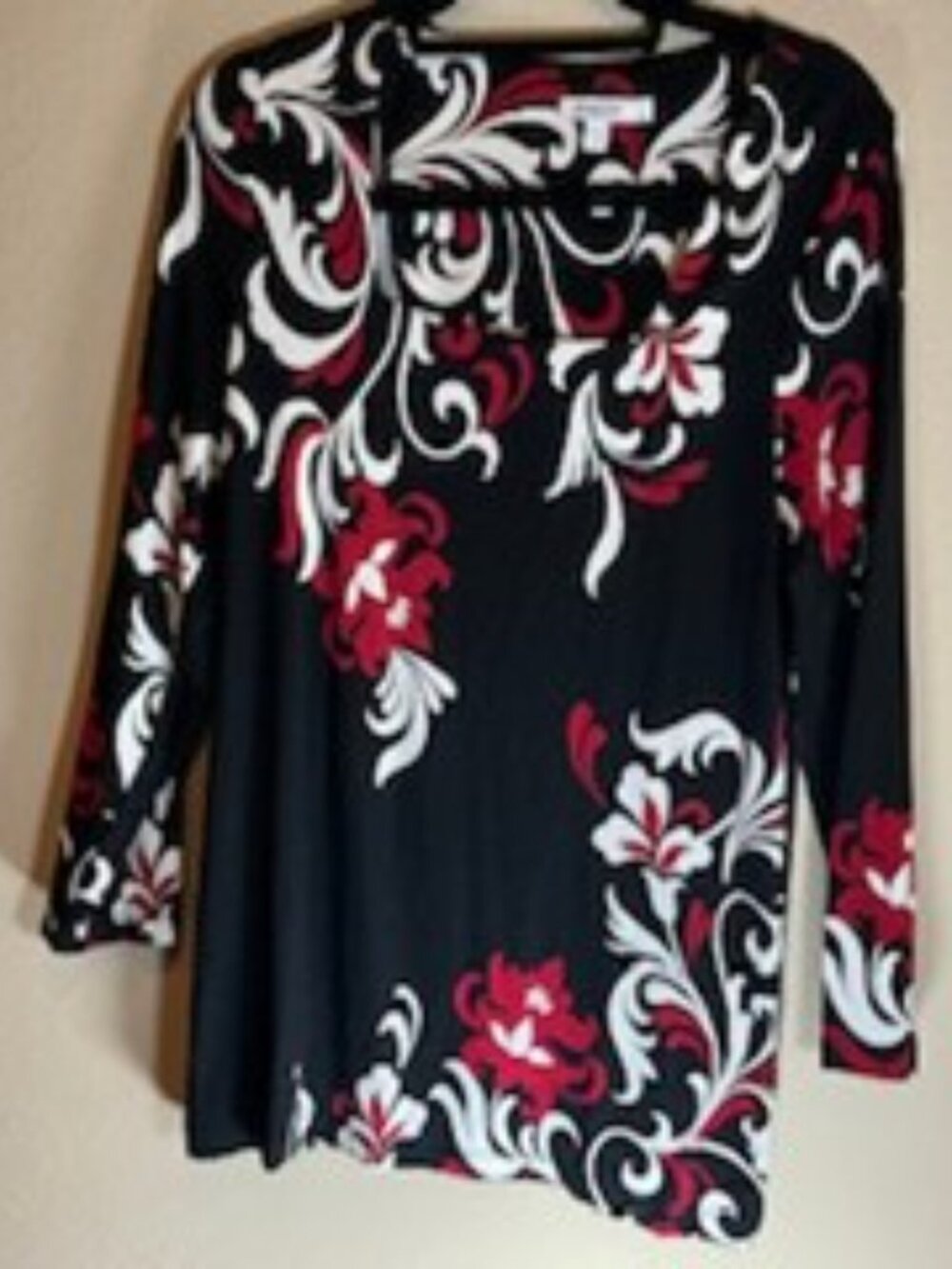 Chico 's Women's 3/4 sleeve Blouse, size 1 (M)